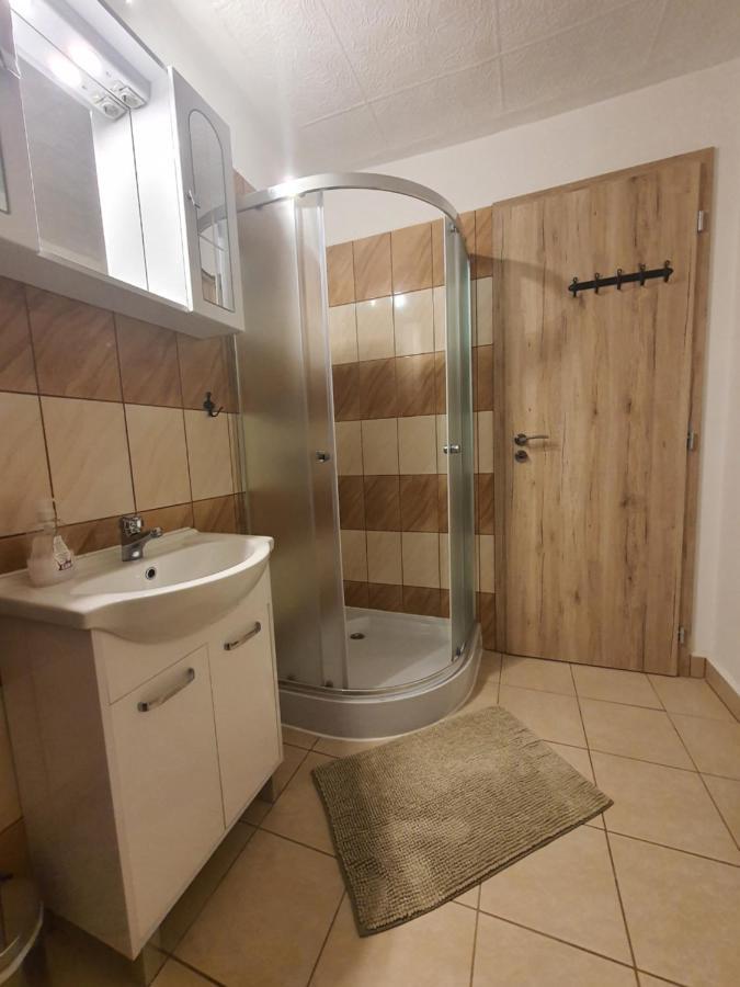 Appartement Family Friendly Gyál Extérieur photo