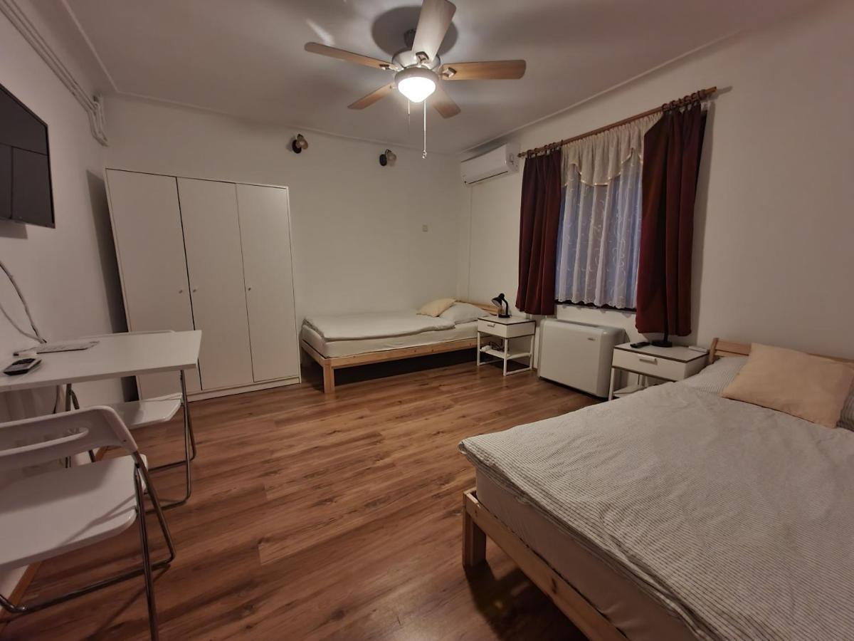 Appartement Family Friendly Gyál Extérieur photo
