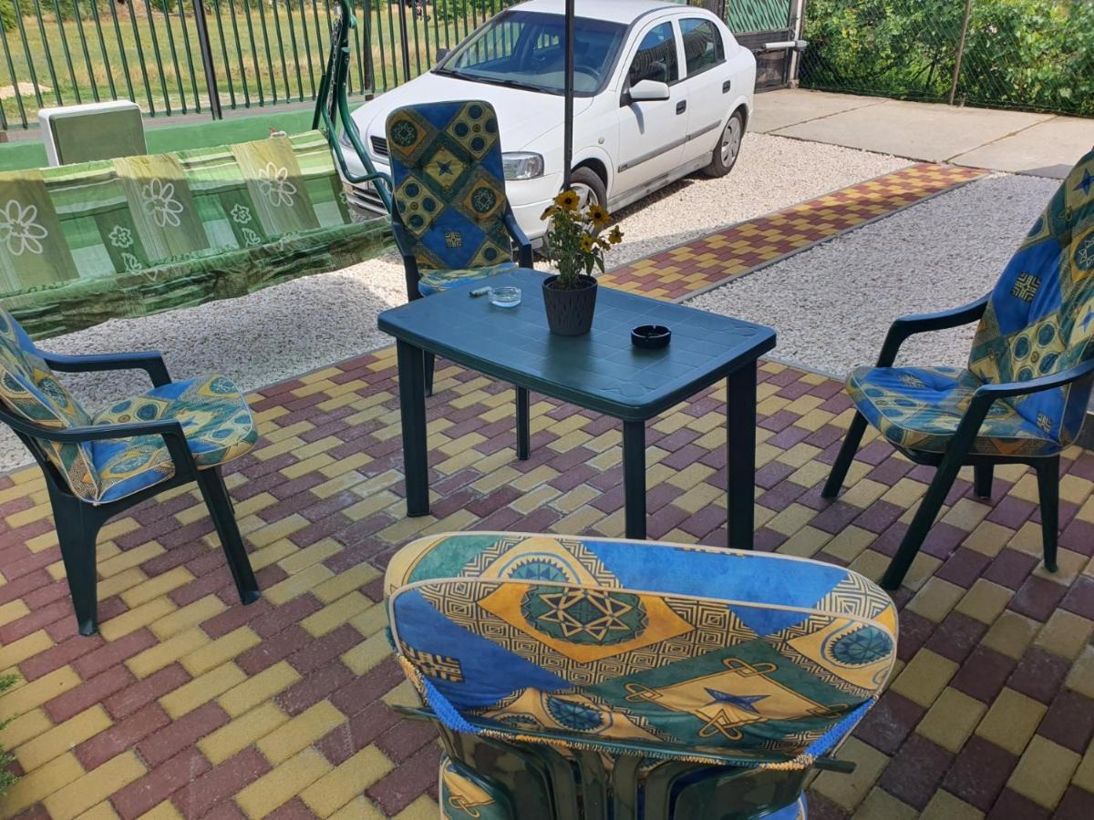 Appartement Family Friendly Gyál Extérieur photo