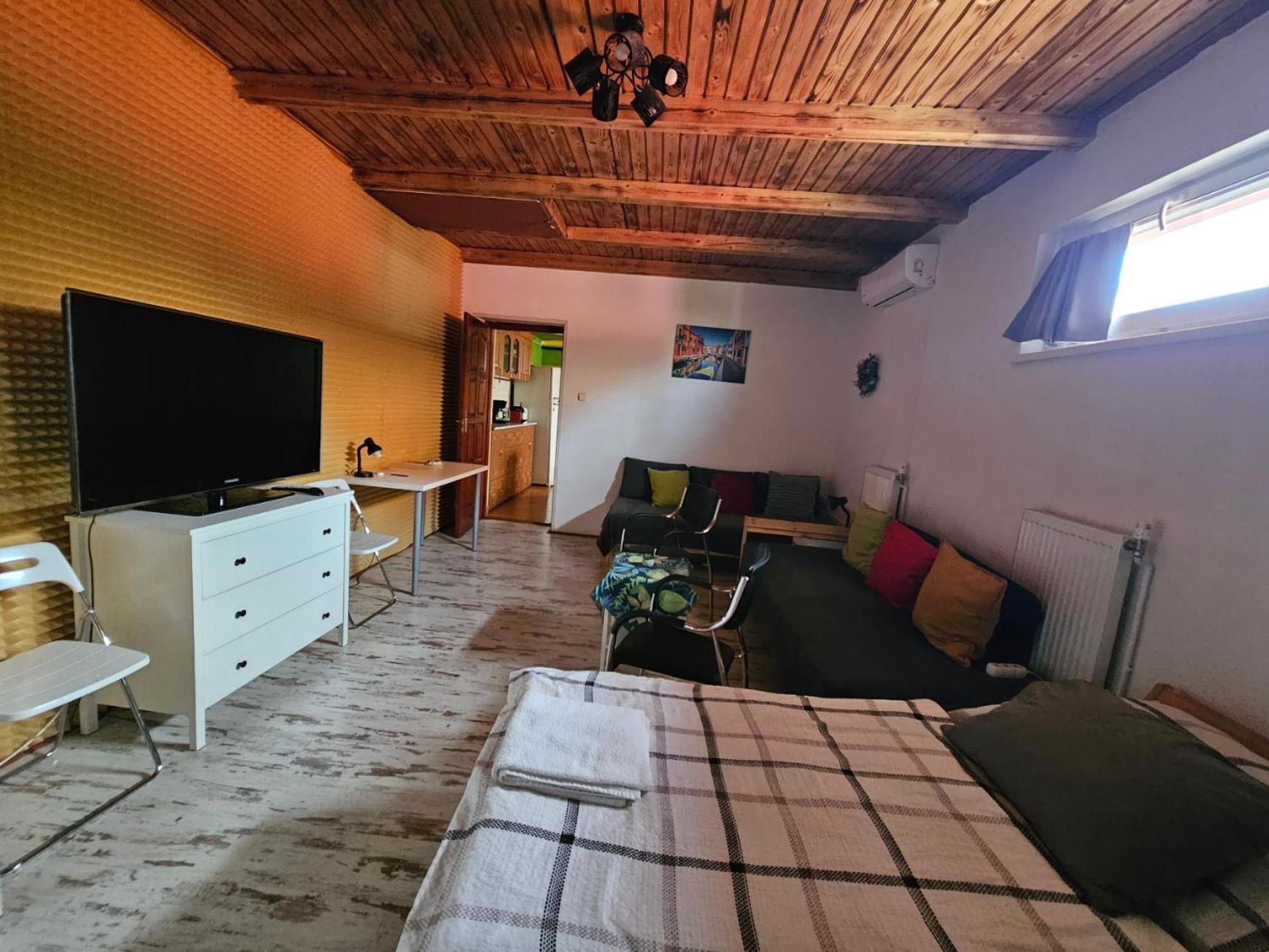 Appartement Family Friendly Gyál Extérieur photo